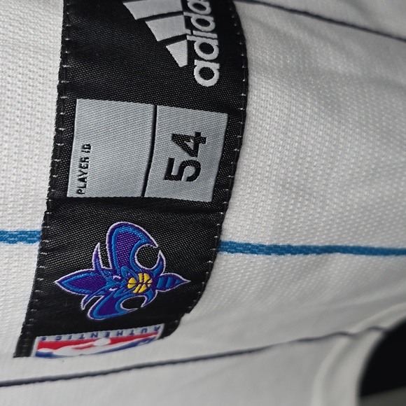 New Orleans Basketball Jersey - Picture 6 of 7